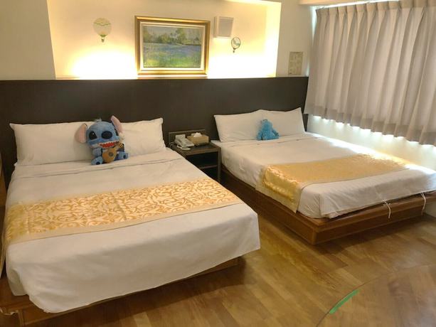 Imagen de la habitación del Hotel Melody. Foto 9