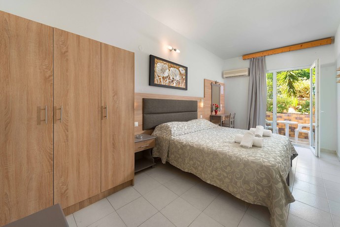 Imagen de la habitación del Hotel Melody Studios. Foto 10