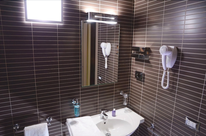 Imagen de la habitación del Hotel Melqart. Foto 11