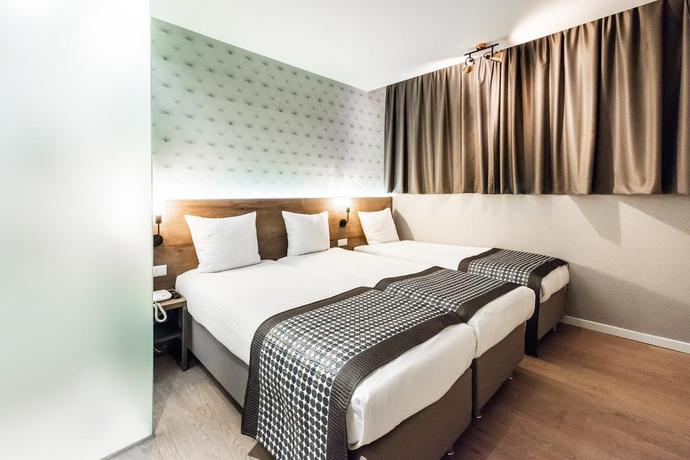 Imagen de la habitación del Hotel Melrose. Foto 6