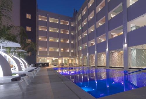 Imagen general del Hotel Melrose Rethymno. Foto 3