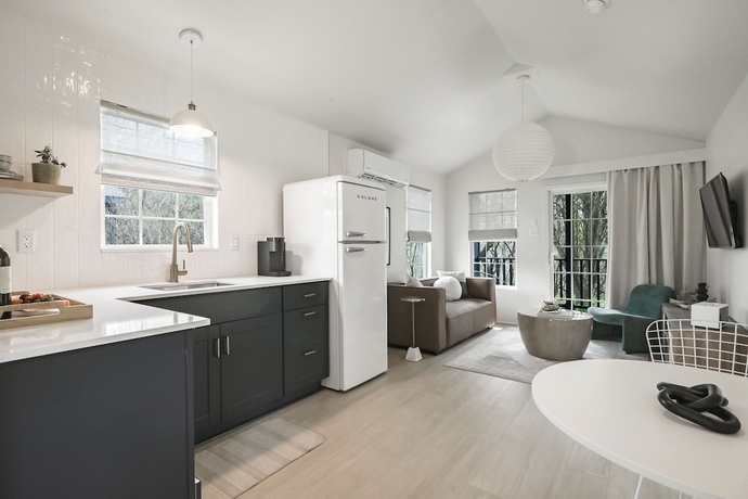 Imagen de la habitación del Hotel Melrose River Club. Foto 2