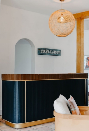 Imagen de los interiores del Hotel Melrose River Club. Foto 18