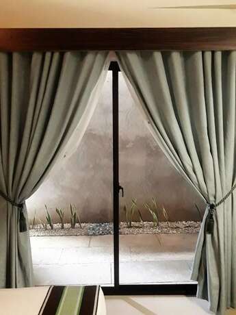 Imagen de la habitación del Hotel Melsol. Foto 15