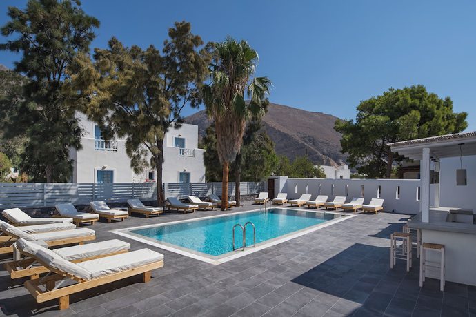 Imagen de la piscina del Hotel Meltemi Excelsior Suites and Spa. Foto 19