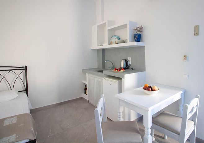 Imagen de la habitación del Hotel Meltemi Kythnos. Foto 4