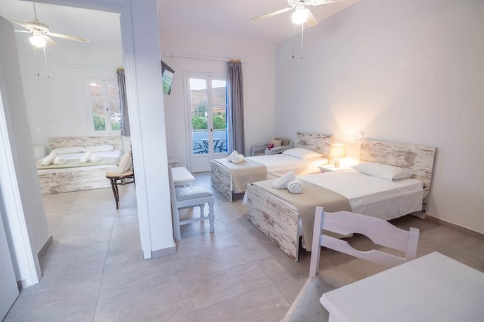 Imagen de la habitación del Hotel Meltemi Kythnos. Foto 8