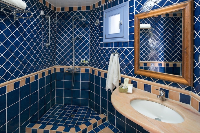 Imagen de la habitación del Hotel Meltemi Suites. Foto 16