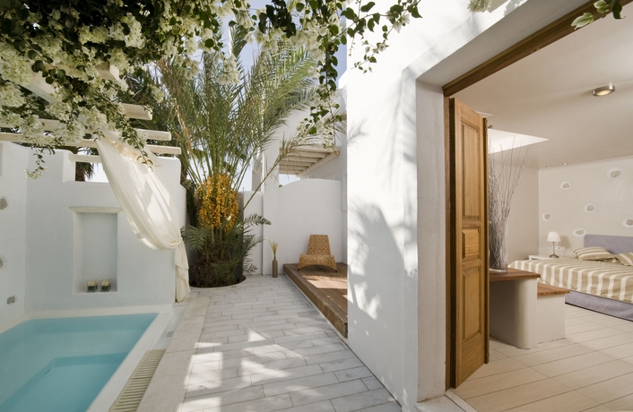 Imagen de los exteriores del Hotel Meltemi Village. Foto 5