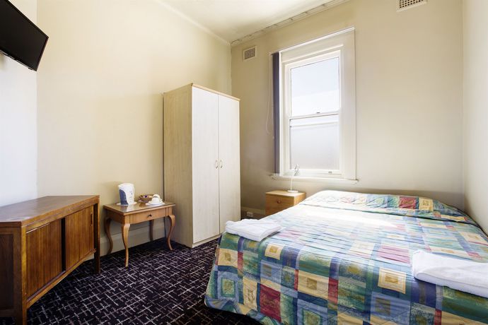 Imagen de la habitación del Hotel Melton. Foto 9