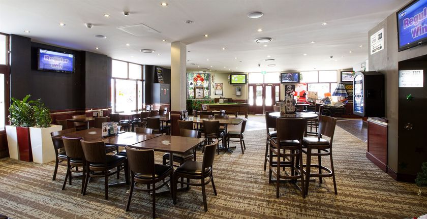 Imagen de los interiores del Hotel Melton. Foto 12