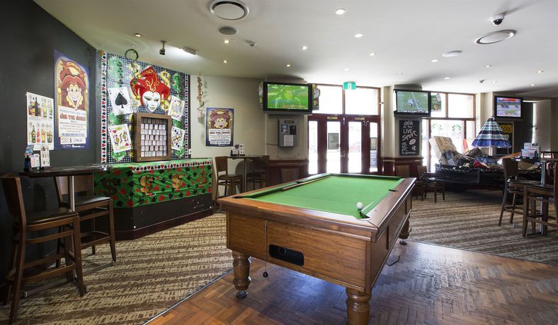 Imagen de los interiores del Hotel Melton. Foto 13
