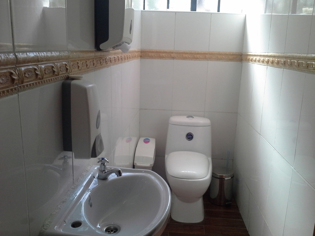 Imagen de la habitación del Hotel Meltonia Luxury Suites. Foto 11