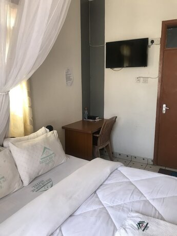Imagen de la habitación del Hotel Melvic Inn. Foto 14