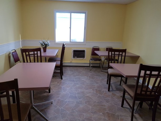 Imagen del bar/restaurante del Hotel Melville Country Inn. Foto 6