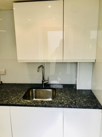 Imagen de la habitación del Hotel Melville. Foto 16