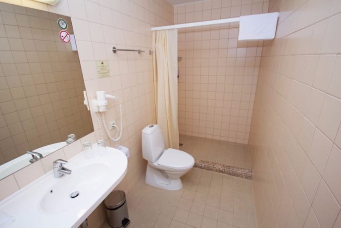 Imagen de la habitación del Hotel Memel. Foto 17