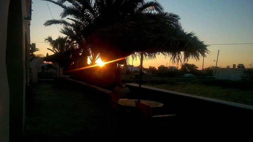 Imagen de los exteriores del Hotel Memento Perissa. Foto 12