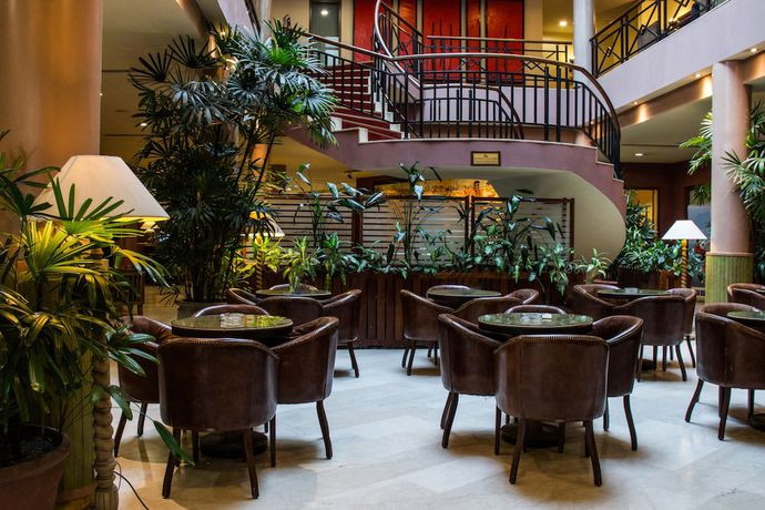 Imagen de los interiores del Hotel Memling. Foto 12