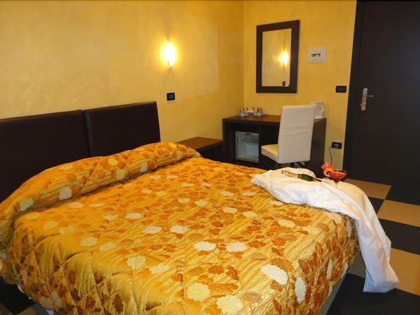 Imagen de la habitación del Hotel Memole Inn Sanremo. Foto 2
