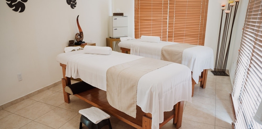 Imagen de la piscina del Hotel Memora Chapala. Foto 19