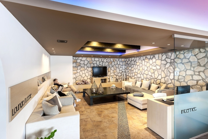 Imagen de los interiores del Hotel Memories Beach. Foto 17