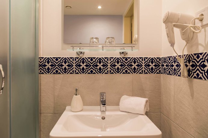 Imagen de la habitación del Hotel Memories Budapest. Foto 14