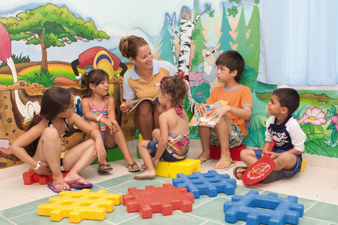 Imagen de los interiores del Hotel Memories Holguin Beach Resort. Foto 9