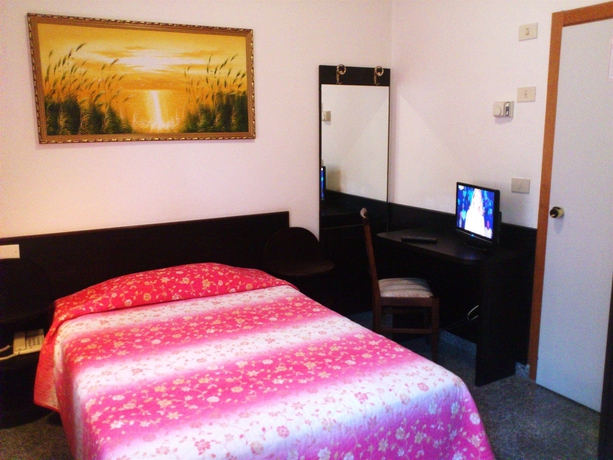 Imagen de la habitación del Hotel Memory, Rimini. Foto 7