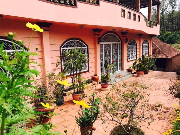 Imagen de los exteriores del Hotel Memory Villa. Foto 18