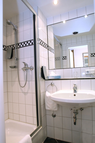 Imagen de la habitación del Hotel Memphis, Frankfurt. Foto 3