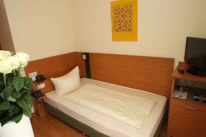 Imagen de la habitación del Hotel Memphis, Frankfurt. Foto 6