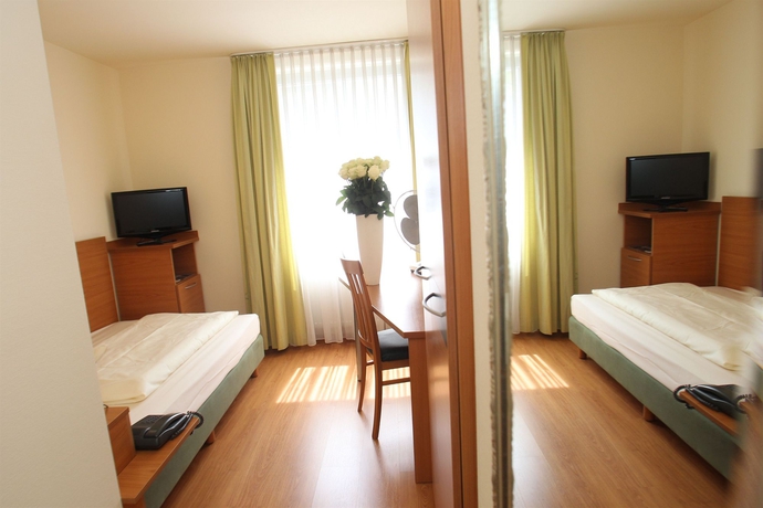 Imagen de la habitación del Hotel Memphis, Frankfurt. Foto 10