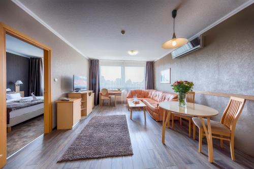 Imagen de la habitación del Hotel MenDan Magic Spa & Wellness. Foto 5