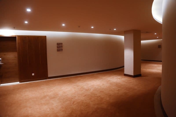 Imagen de los interiores del Hotel Mena Airport Jeddah. Foto 19