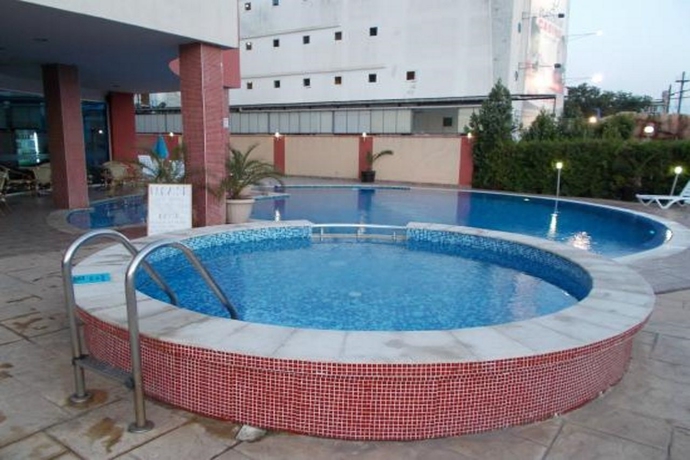 Imagen general del Hotel Menada Esperanto Apartments. Foto 12