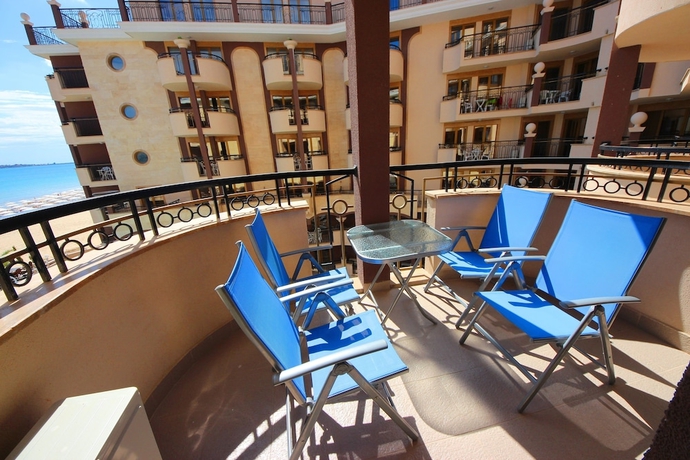 Imagen de la habitación del Hotel Menada Golden Rainbow Apartments. Foto 10