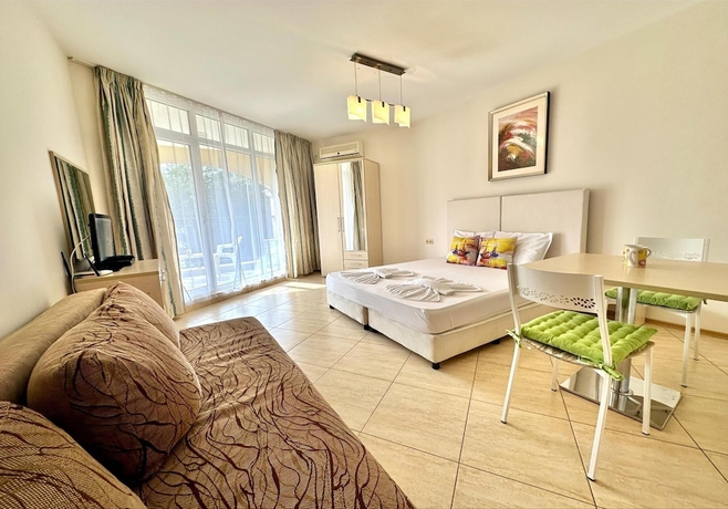 Imagen de la habitación del Hotel Menada Grand Resort Apartments. Foto 5
