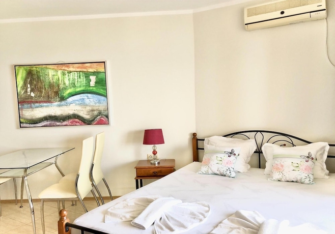 Imagen de la habitación del Hotel Menada Grand Resort Apartments. Foto 9