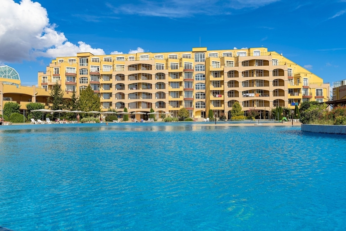 Imagen general del Hotel Menada Grand Resort Apartments. Foto 1