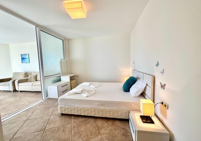 Imagen de la habitación del Hotel Menada Grand Resort Apartments. Foto 13