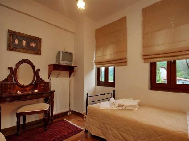 Imagen general del Hotel Menalia Villas and Suites. Foto 7