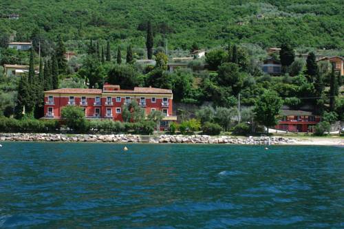 Imagen de la habitación del Hotel Menapace. Foto 13