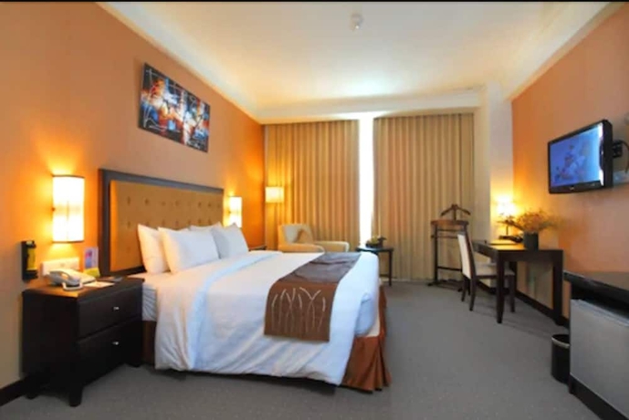 Imagen de la habitación del Hotel Menara Bahtera. Foto 4