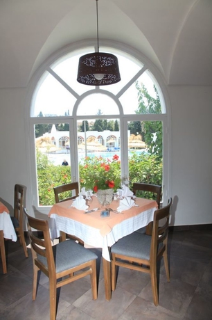 Imagen del bar/restaurante del Hotel Menara, Hammamet. Foto 5