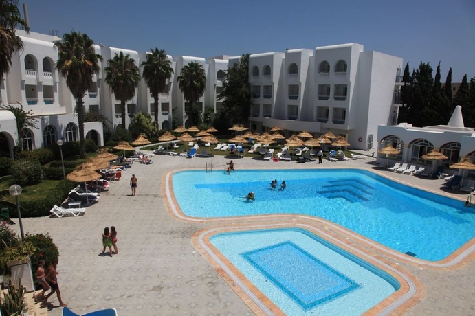 Imagen de la piscina del Hotel Menara, Hammamet. Foto 12