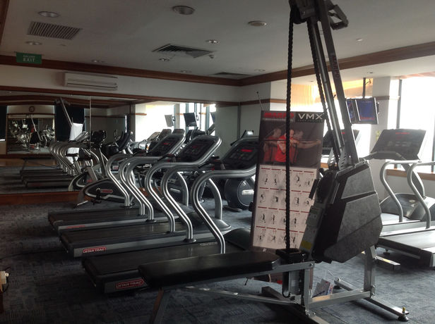 Imagen de los interiores del Hotel Menara Peninsula Jakarta. Foto 10