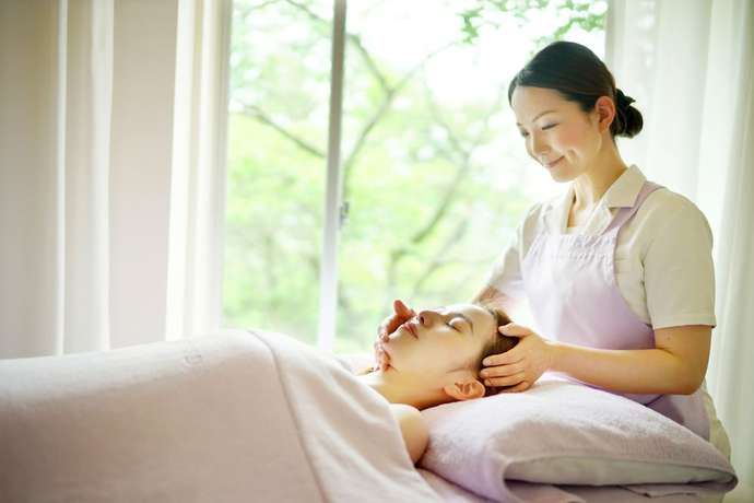 Imagen de los interiores del Hotel Menard Aoyama Resort Sch&ouml;nvert. Foto 14