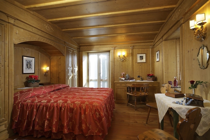 Imagen de la habitación del Hotel Menardi. Foto 12