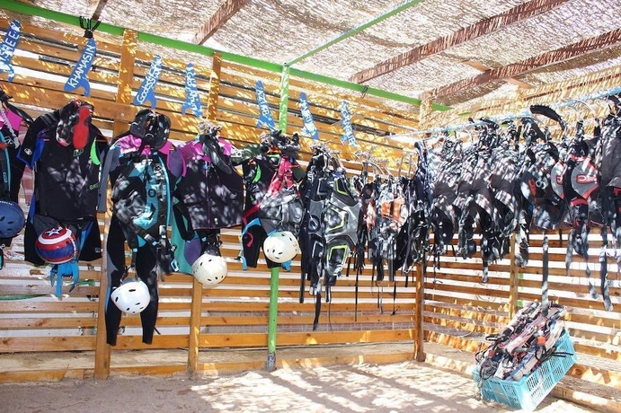 Imagen general del Hotel Menaville. Foto 1